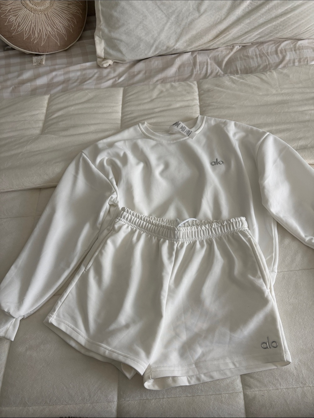ALO Yoga Kids White Sweatshirt and Elastic Waist Shorts Pajama Set